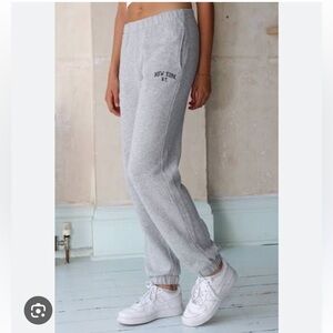 BRANDY MELVILLE John Galt New York Sweatpants Joggers with Pockets